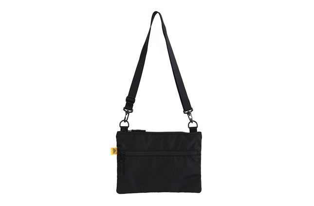 3259262224_80s FLAT POUCH SM_Black.jpg