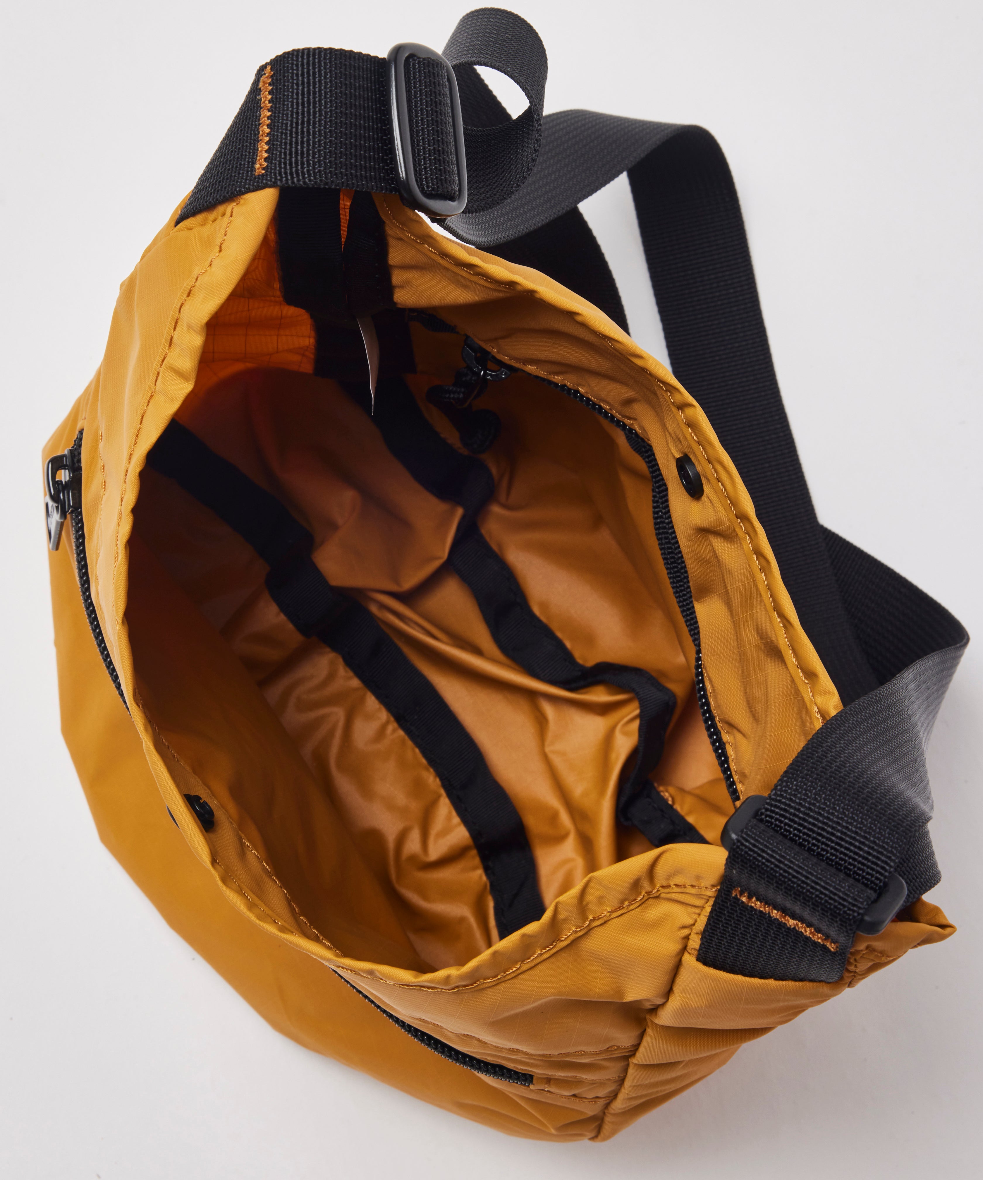 KELTY公式】PACKABLE MINI CURVE SHOULDER / パッカブルミニカーブ