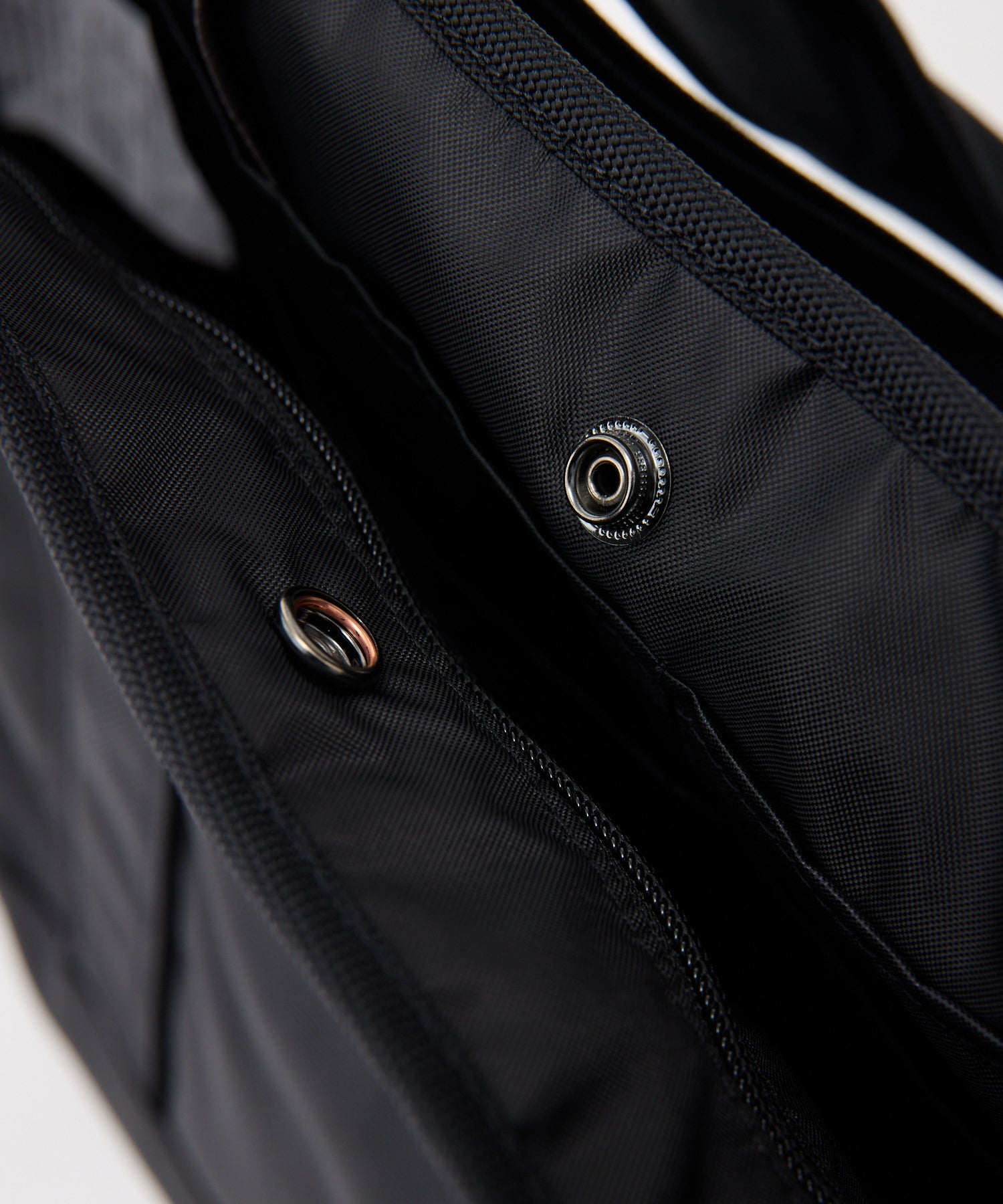 KELTY公式】URBAN NYLON TOTE 2 S / アーバンナイロントート 2 S